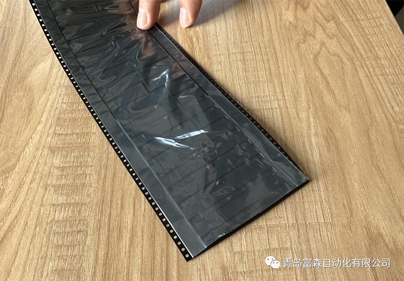 RFID電子標(biāo)簽自動(dòng)貼標(biāo)裝置 RFID電子標(biāo)簽自動(dòng)貼標(biāo)裝置